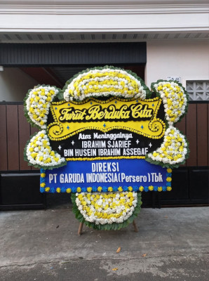 Papan Bunga Duka di Kutawaringin